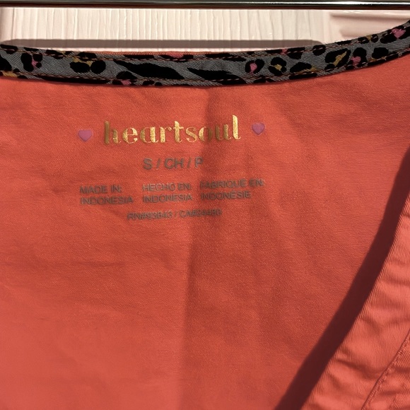 HeartSoul scrub set Size S - Picture 2 of 6